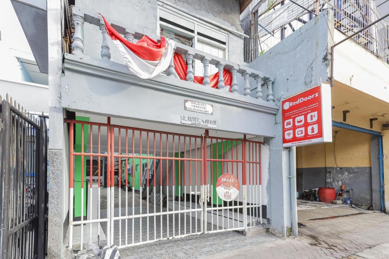 Reddoorz Near Mayapada Hospital Surabaya