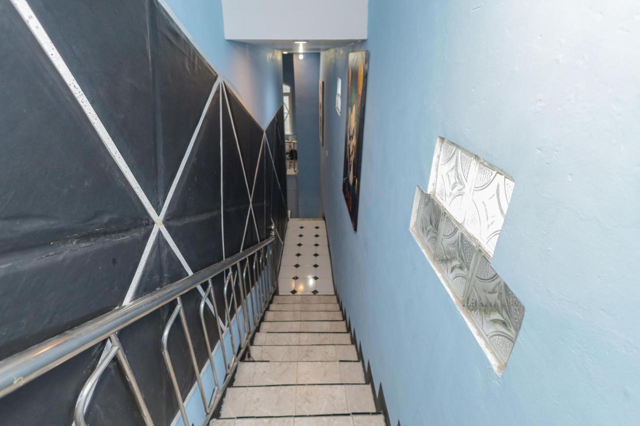 Reddoorz Near Mayapada Hospital Hotel 2*